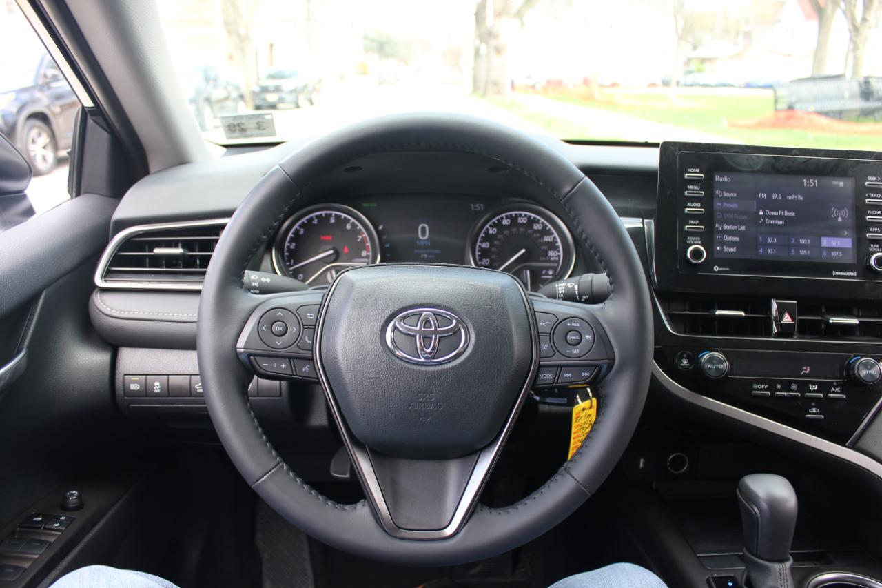 Toyota Camry SE Nightshade Edition AWD 2024