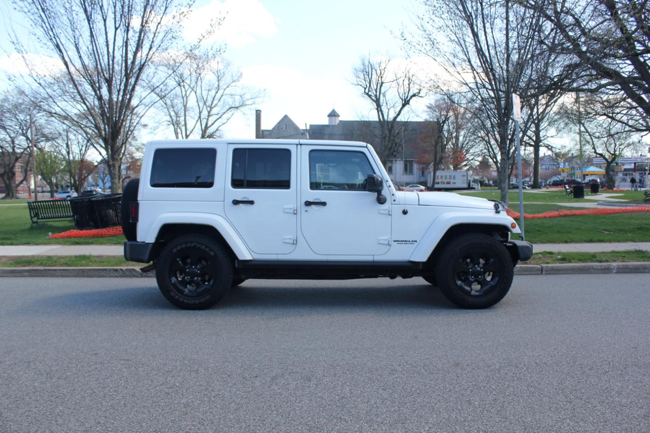 Jeep Wrangler Unlimited Sahara 4WD 2015