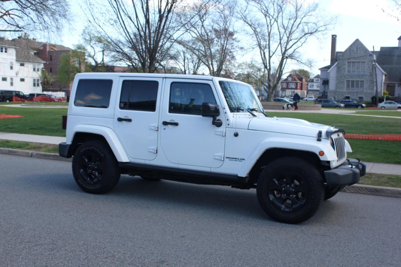 Jeep Wrangler Unlimited Sahara 4WD 2015