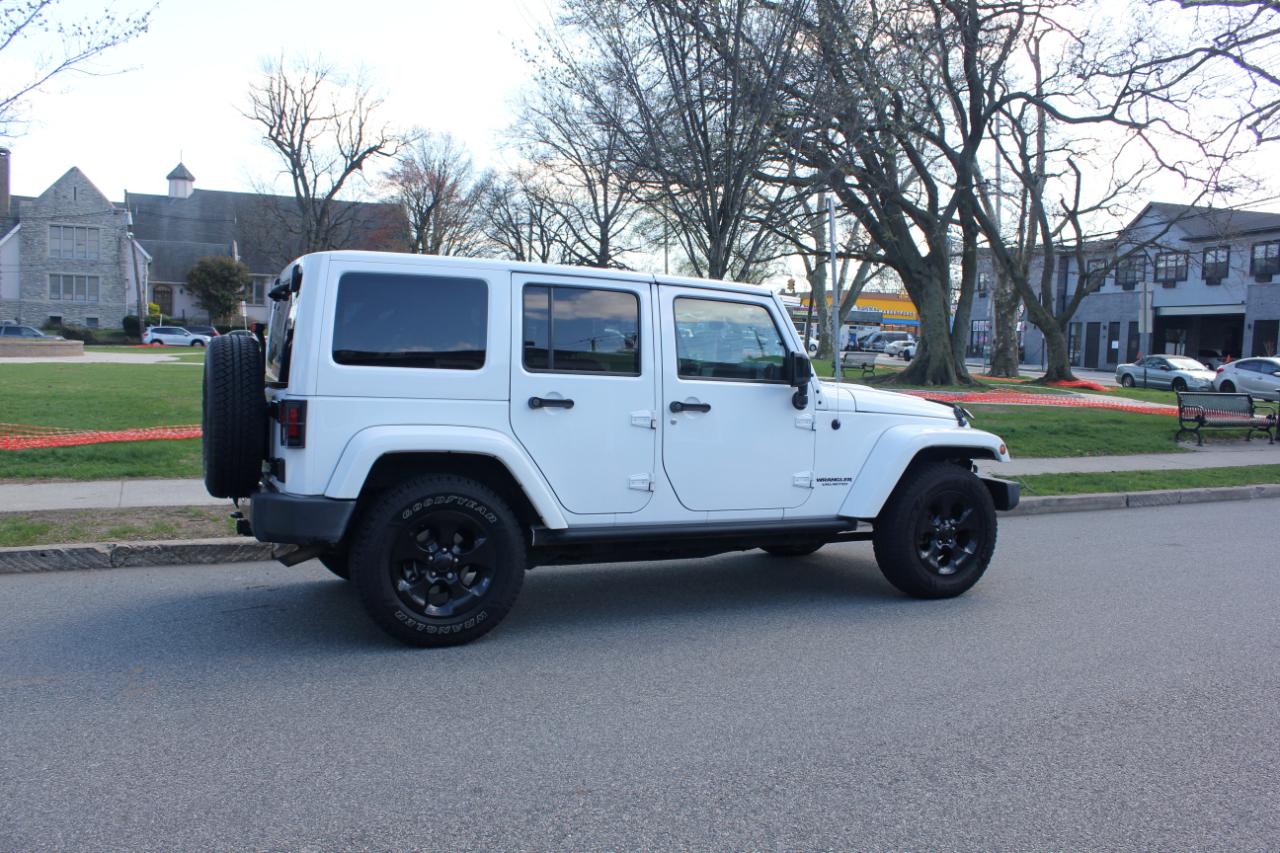Jeep Wrangler Unlimited Sahara 4WD 2015