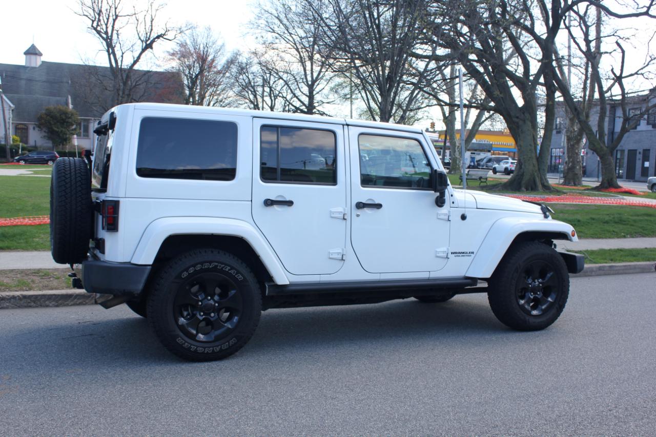Jeep Wrangler Unlimited Sahara 4WD 2015