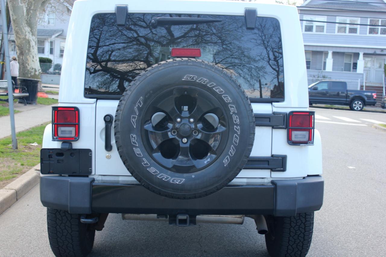 Jeep Wrangler Unlimited Sahara 4WD 2015