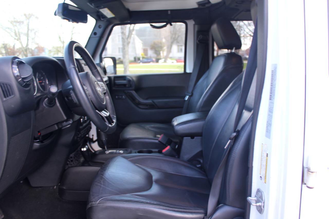 Jeep Wrangler Unlimited Sahara 4WD 2015