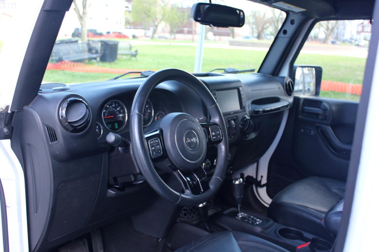 Jeep Wrangler Unlimited Sahara 4WD 2015