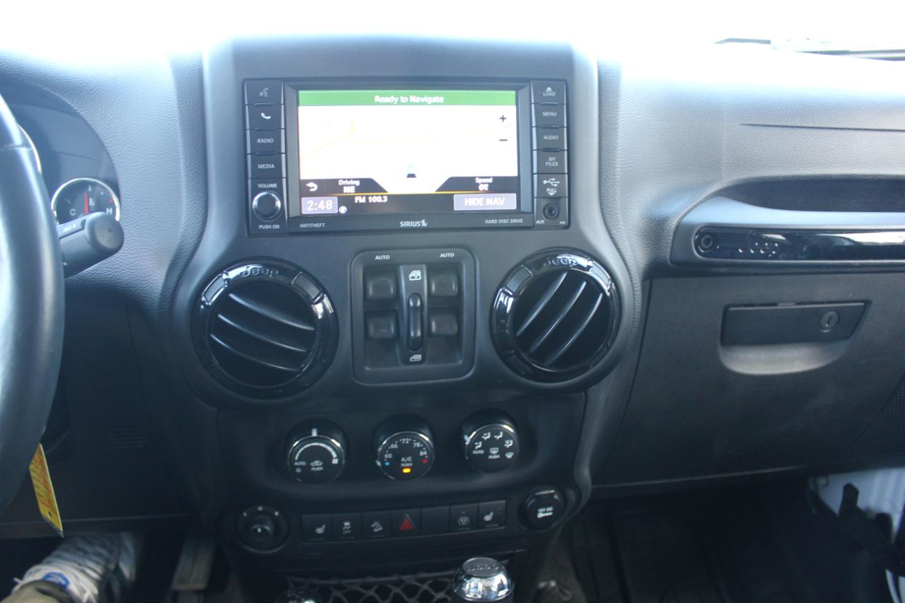 Jeep Wrangler Unlimited Sahara 4WD 2015