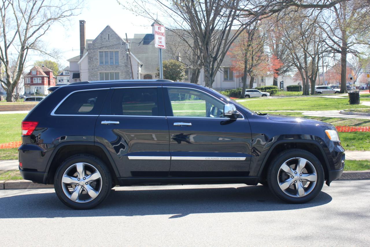 Jeep Grand Cherokee Limited 4WD 2011