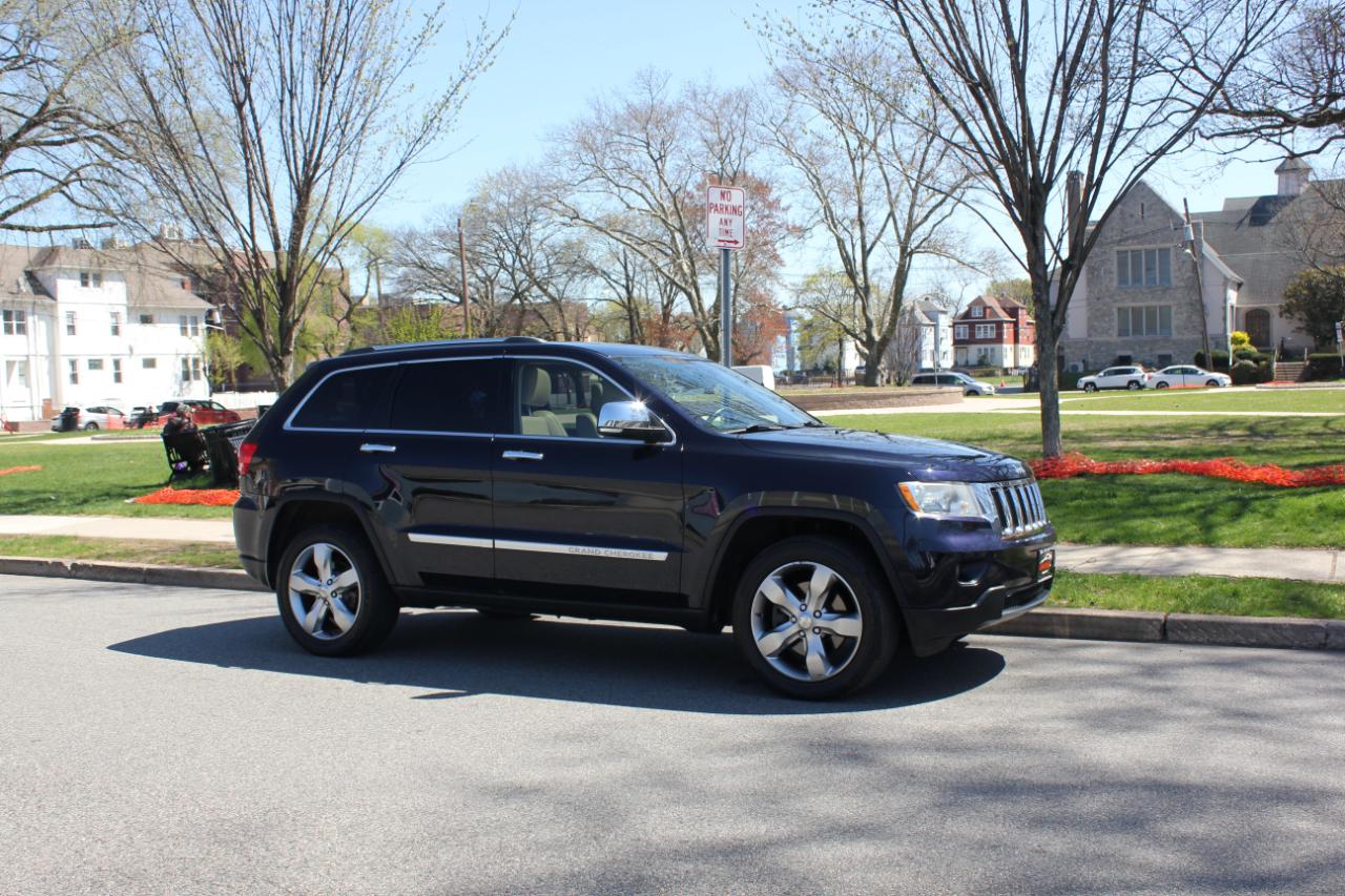 Jeep Grand Cherokee Limited 4WD 2011