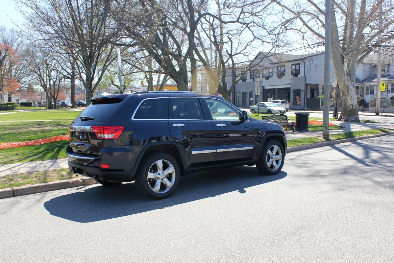 Jeep Grand Cherokee Limited 4WD 2011