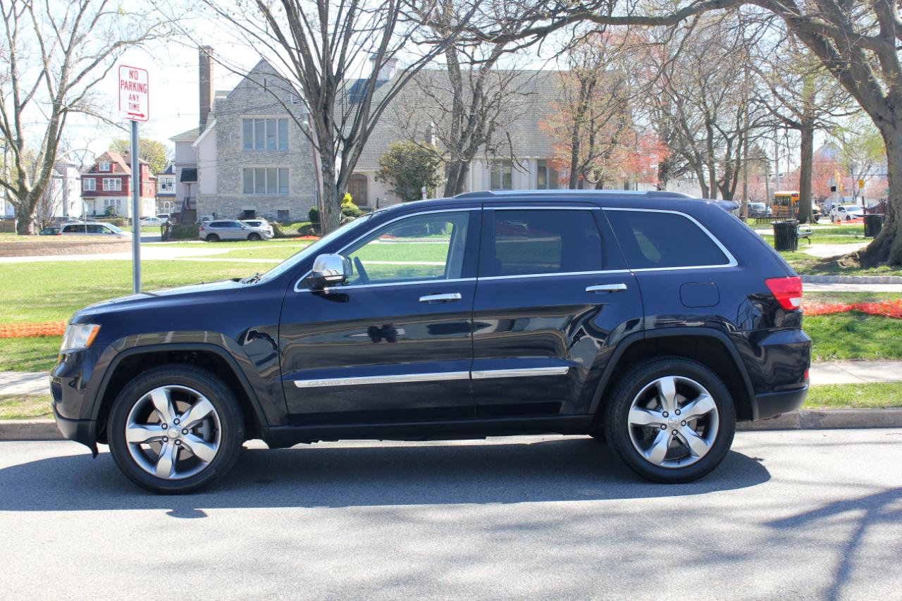 Jeep Grand Cherokee Limited 4WD 2011