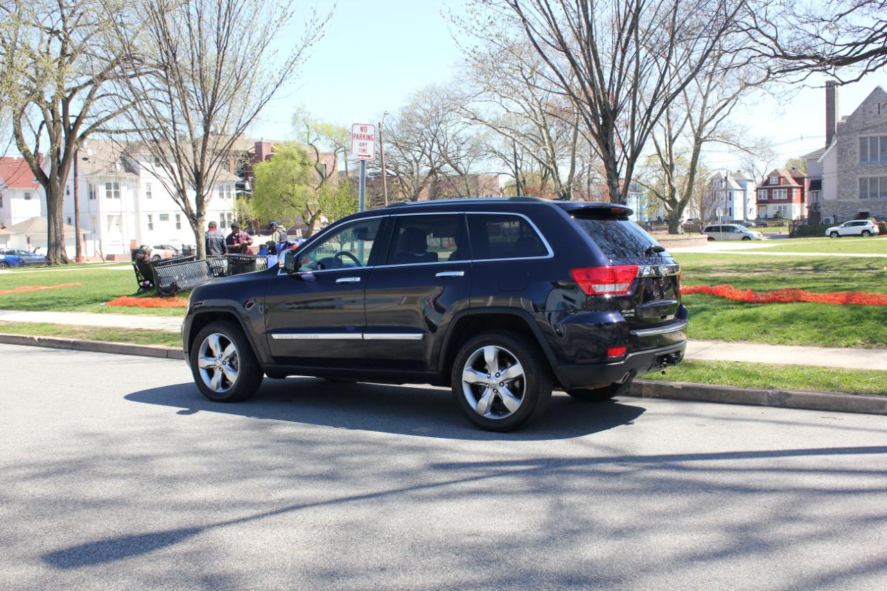 Jeep Grand Cherokee Limited 4WD 2011