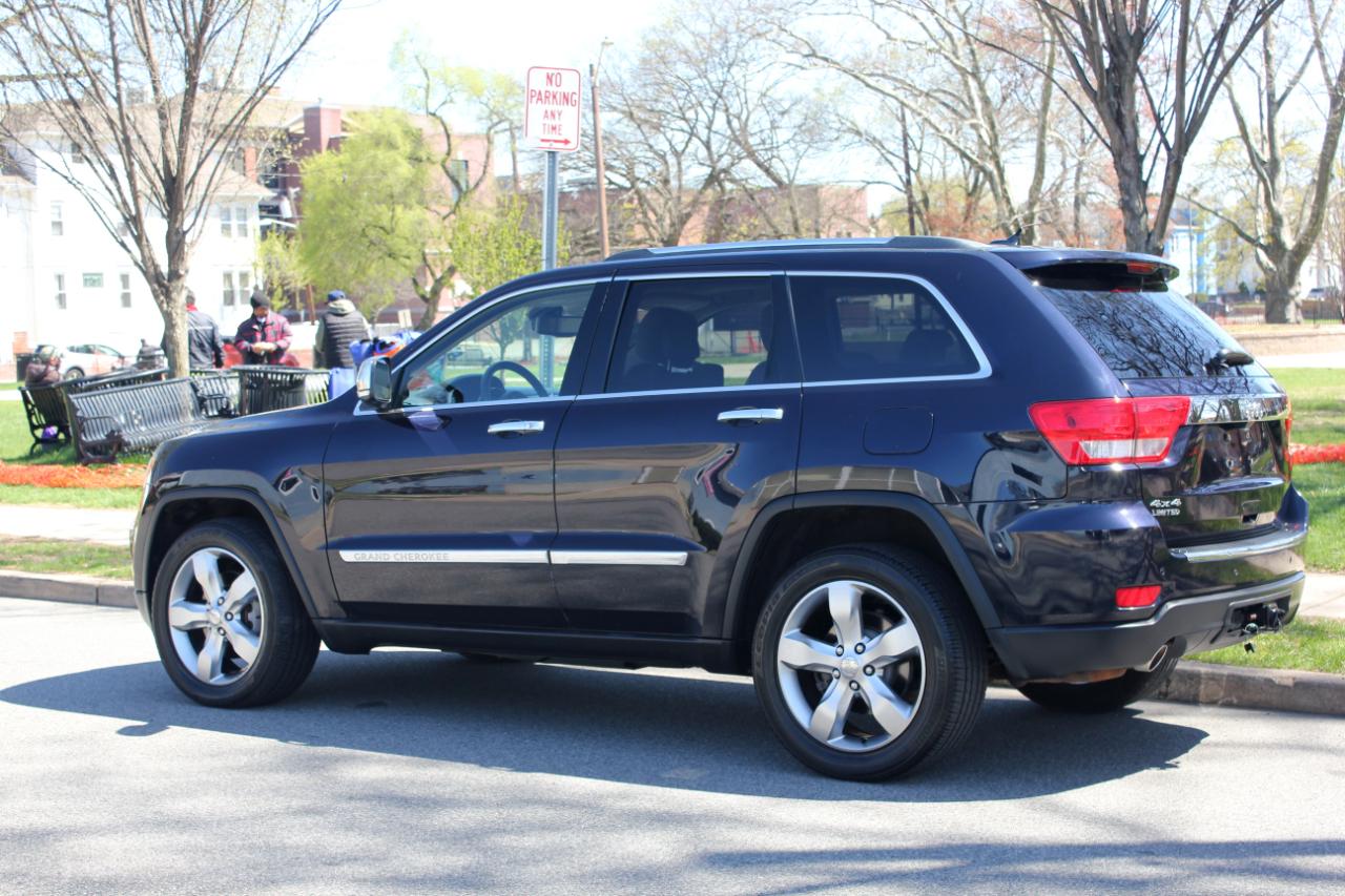 Jeep Grand Cherokee Limited 4WD 2011
