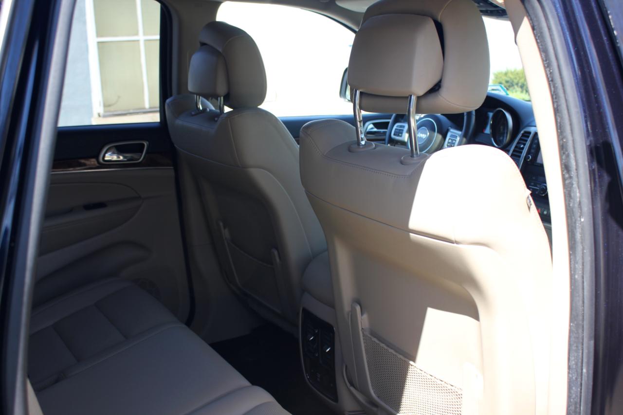 Jeep Grand Cherokee Limited 4WD 2011