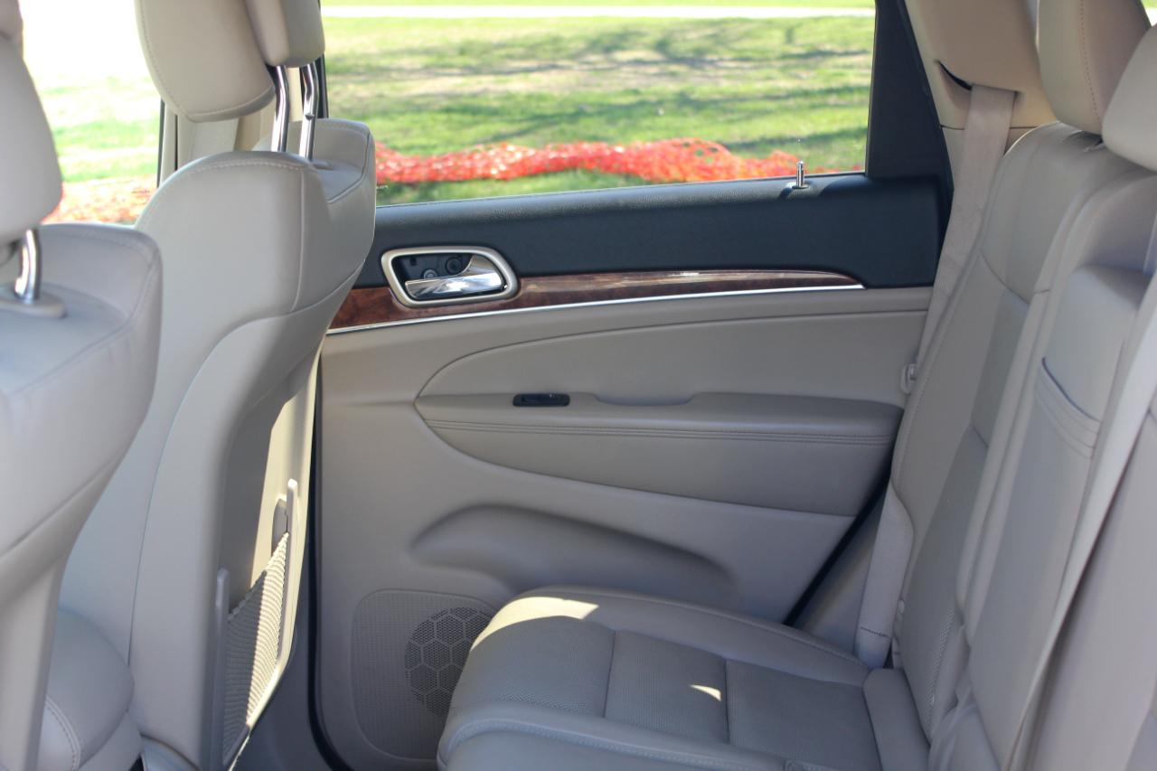 Jeep Grand Cherokee Limited 4WD 2011