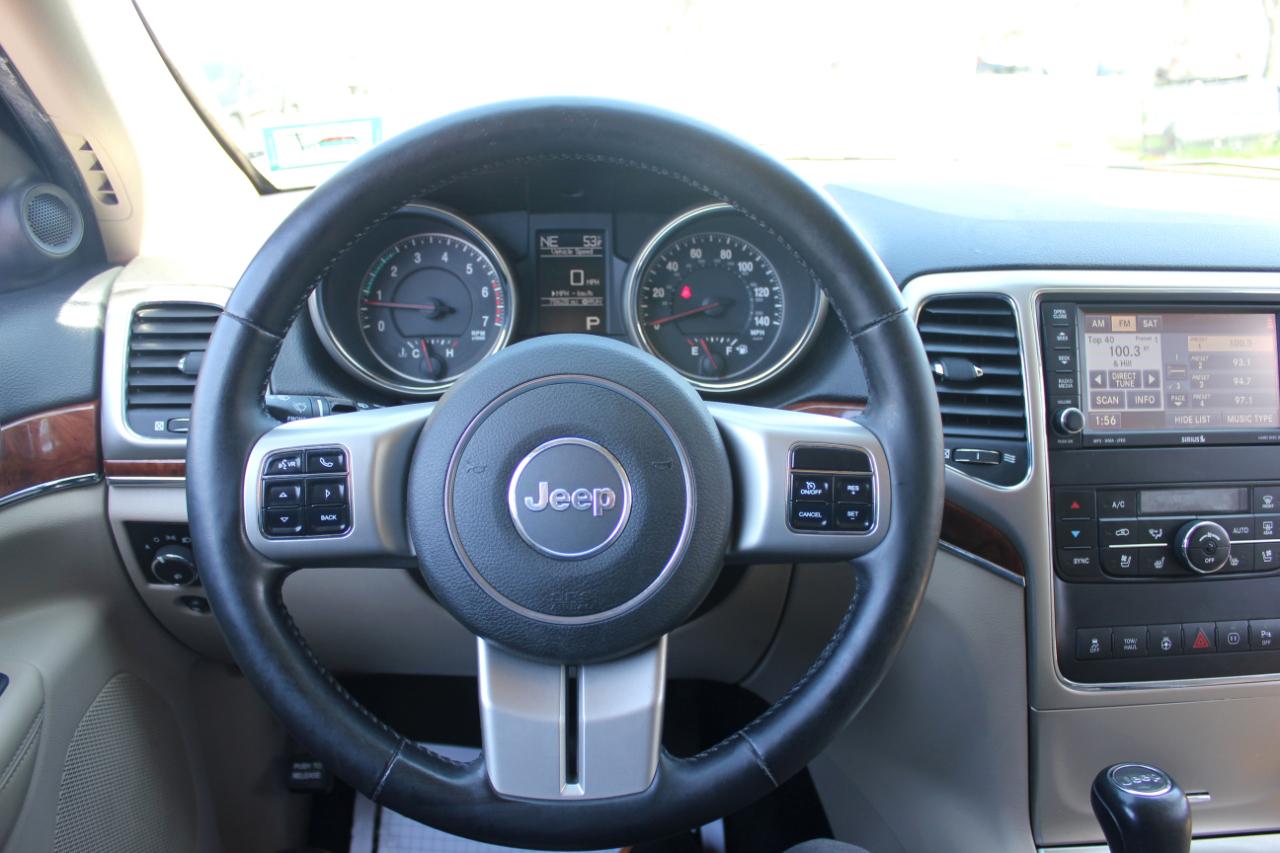 Jeep Grand Cherokee Limited 4WD 2011