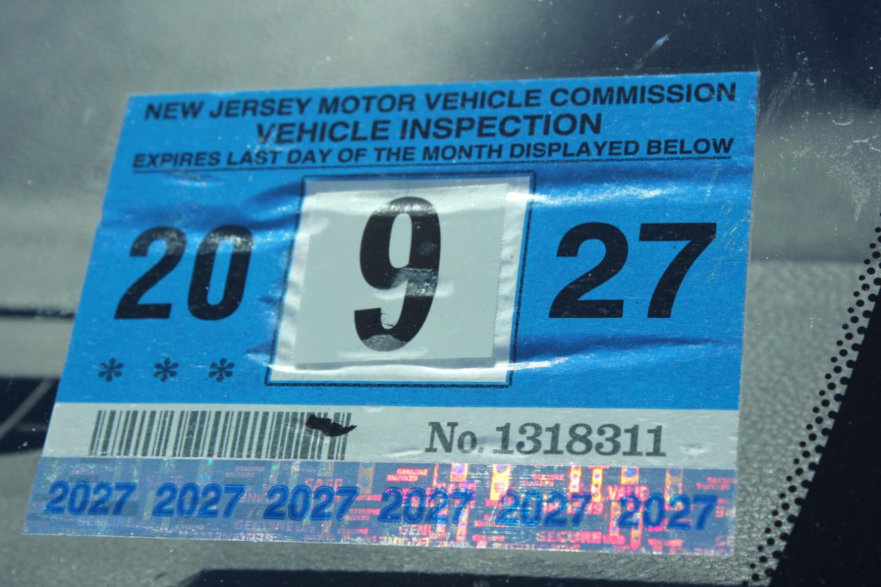 Jeep Grand Cherokee Limited 4WD 2011