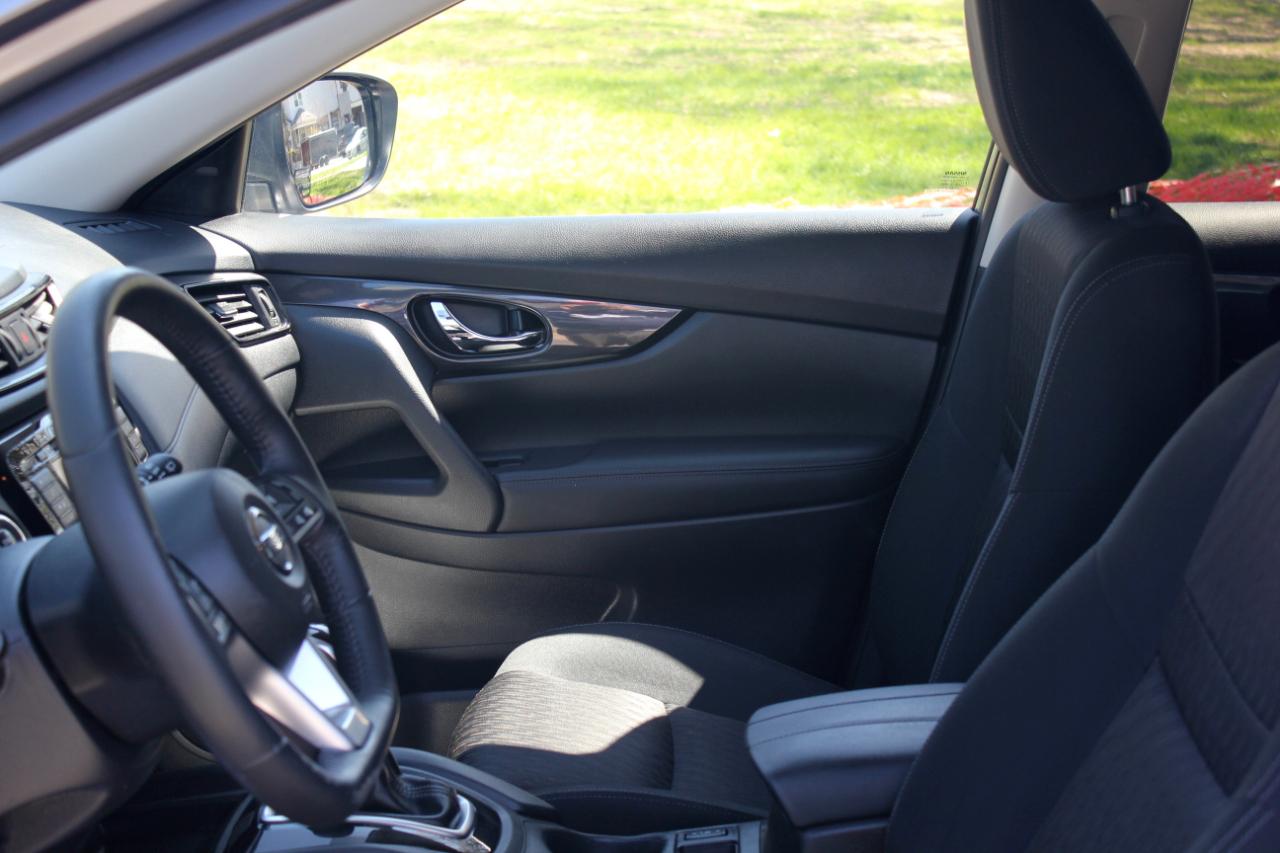 Nissan Rogue SV AWD 2018