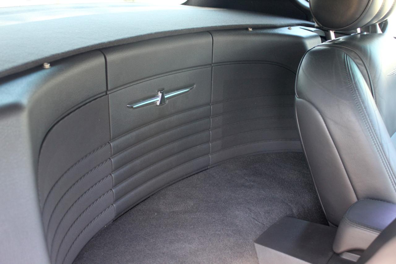 Ford Thunderbird Deluxe 2002