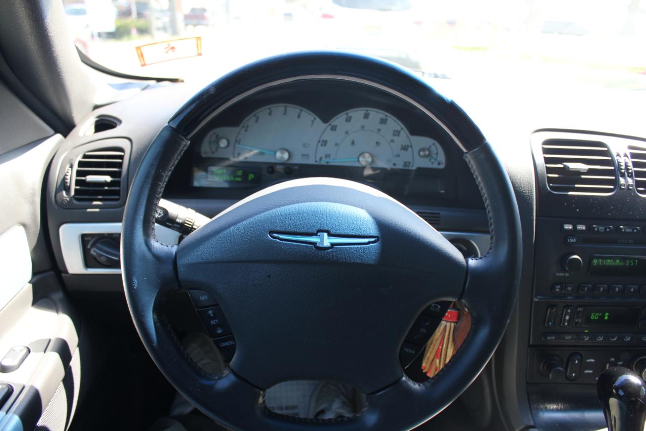 Ford Thunderbird Deluxe 2002