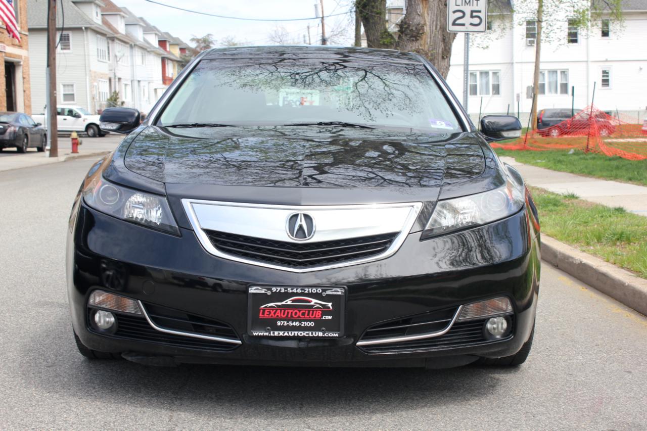 Acura TL 6-Speed AT with Tech Package and 18-In. WP 2013