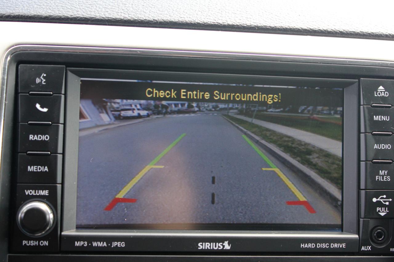 Jeep Grand Cherokee Laredo 4WD 2011