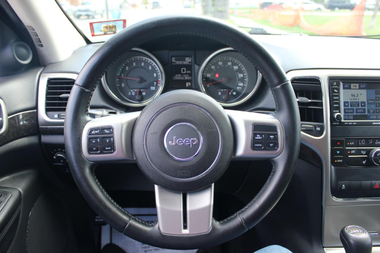 Jeep Grand Cherokee Laredo 4WD 2011