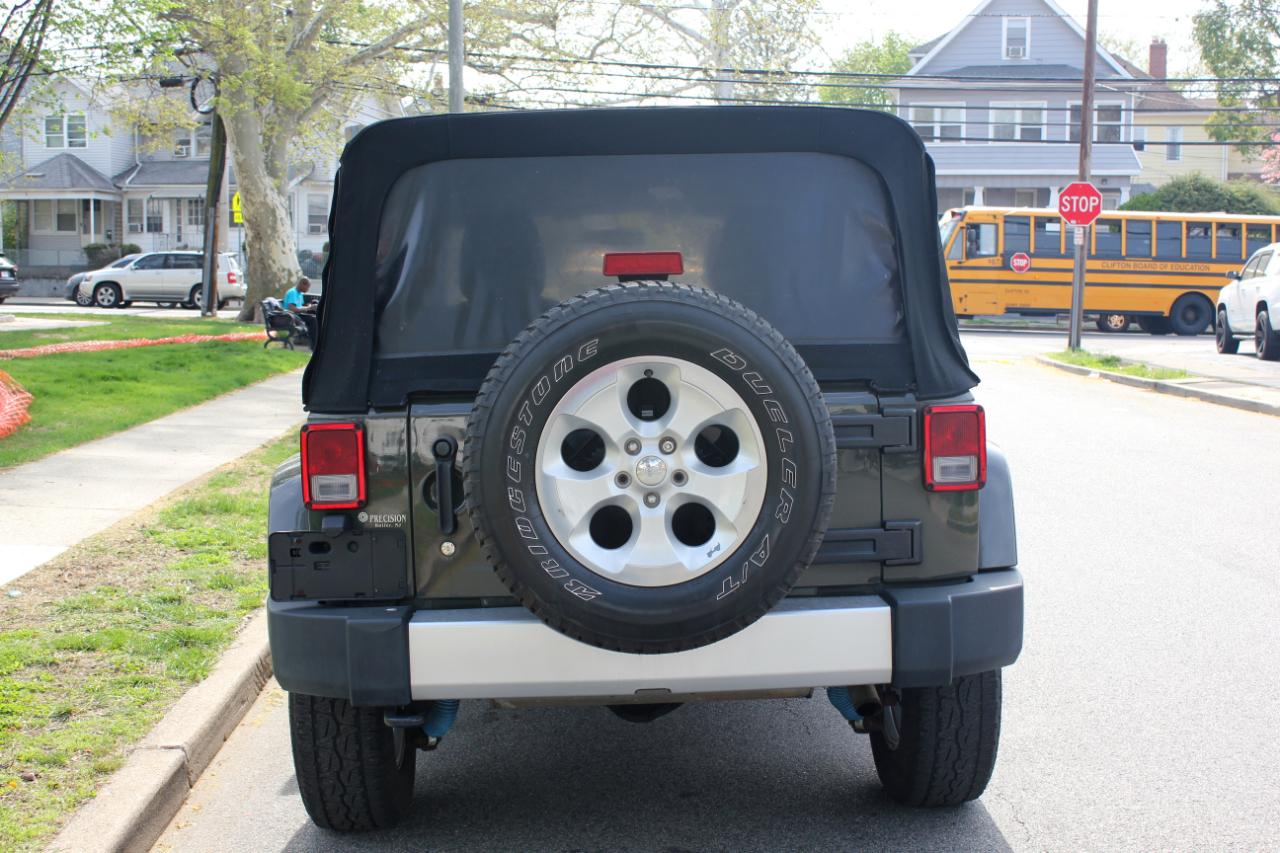 Jeep Wrangler Unlimited Sahara 4WD 2015