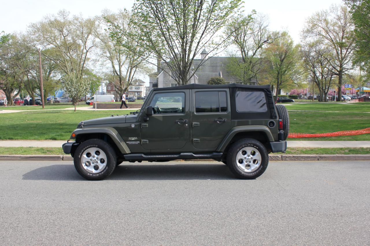 Jeep Wrangler Unlimited Sahara 4WD 2015