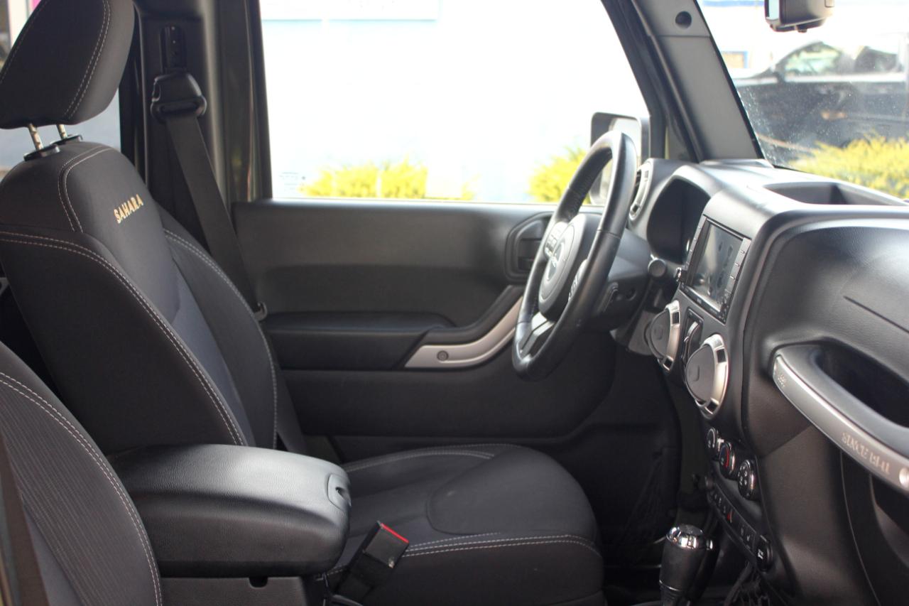 Jeep Wrangler Unlimited Sahara 4WD 2015