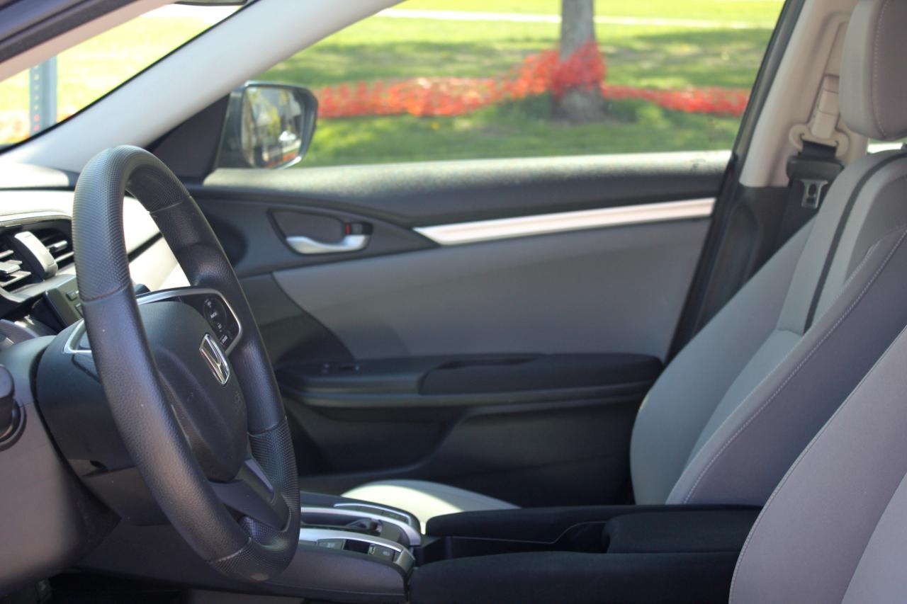 Honda Civic LX Sedan CVT 2016