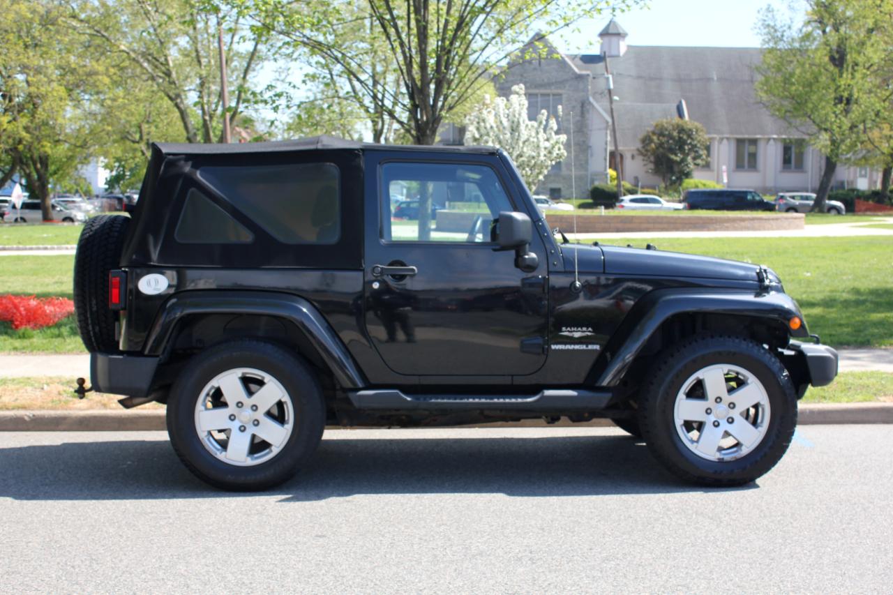 Jeep Wrangler Sahara 4WD 2012