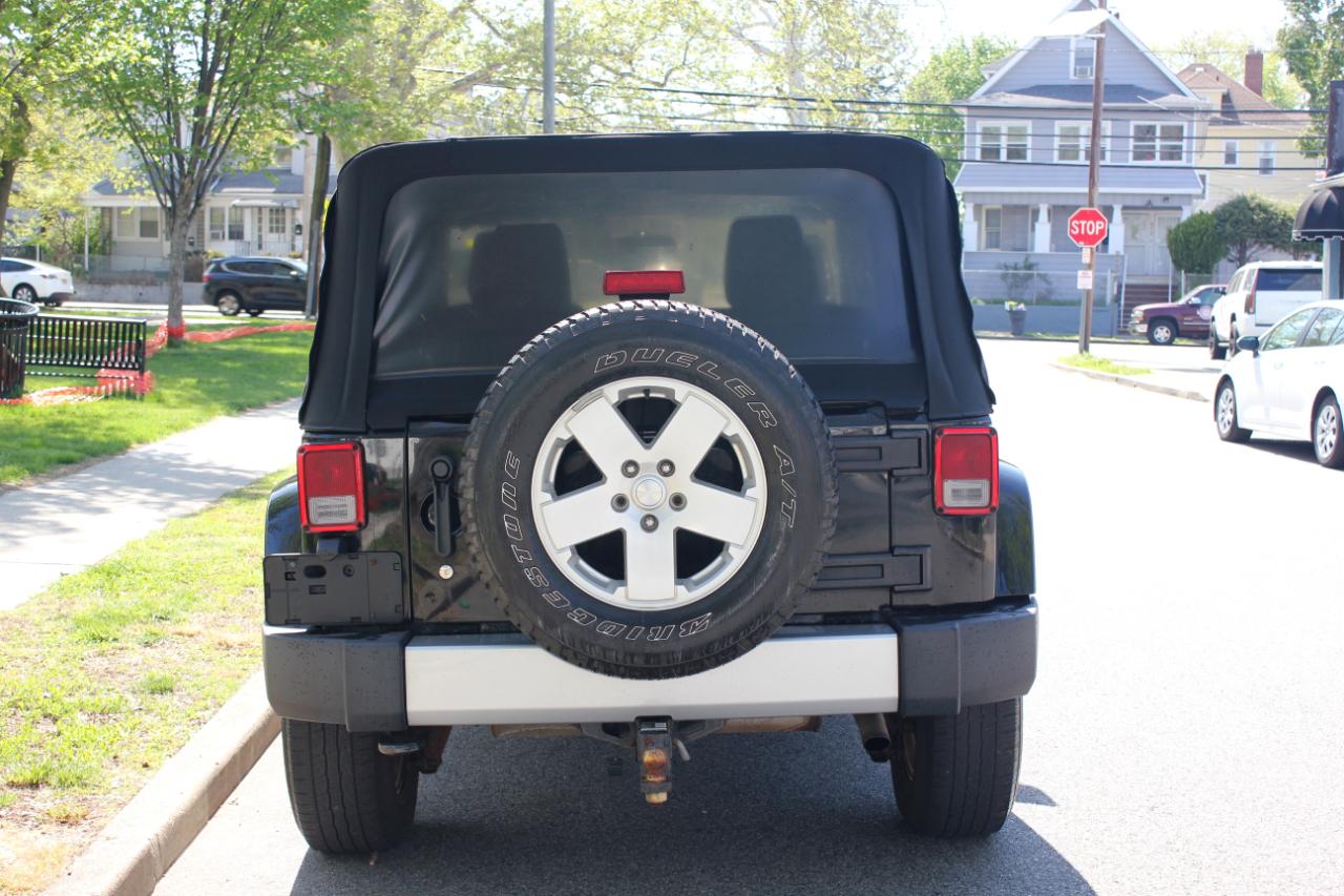 Jeep Wrangler Sahara 4WD 2012