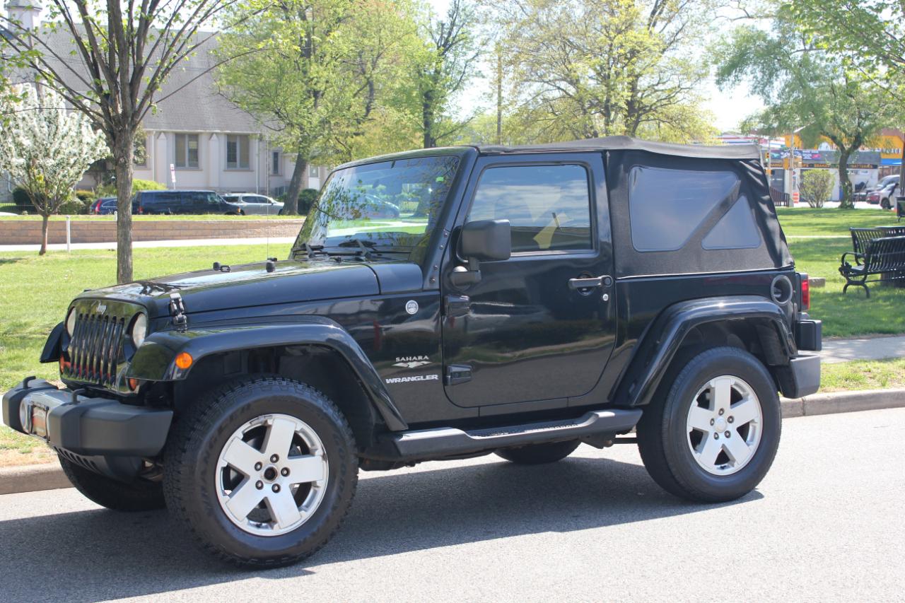 Jeep Wrangler Sahara 4WD 2012