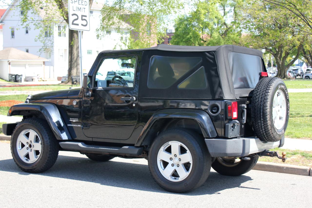 Jeep Wrangler Sahara 4WD 2012