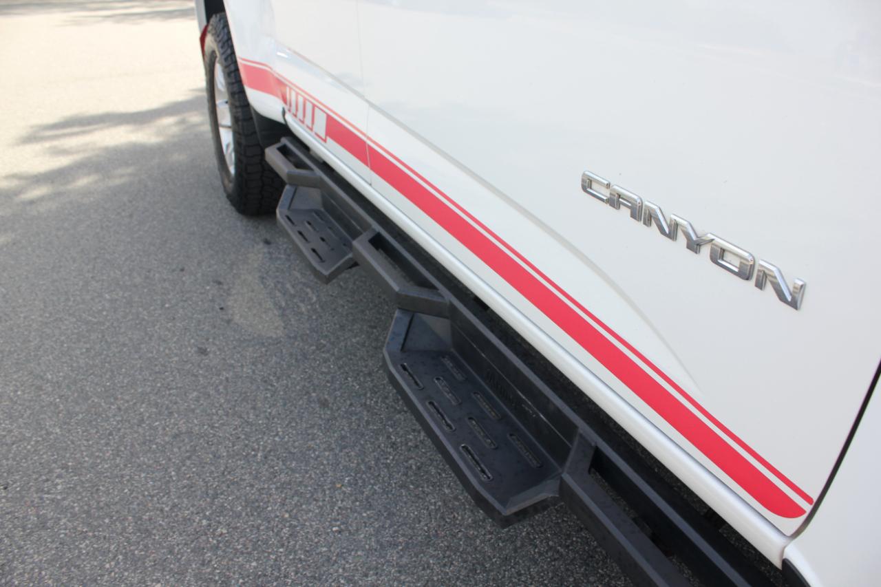 GMC Canyon SLE Crew Cab 2WD Short Box 2015