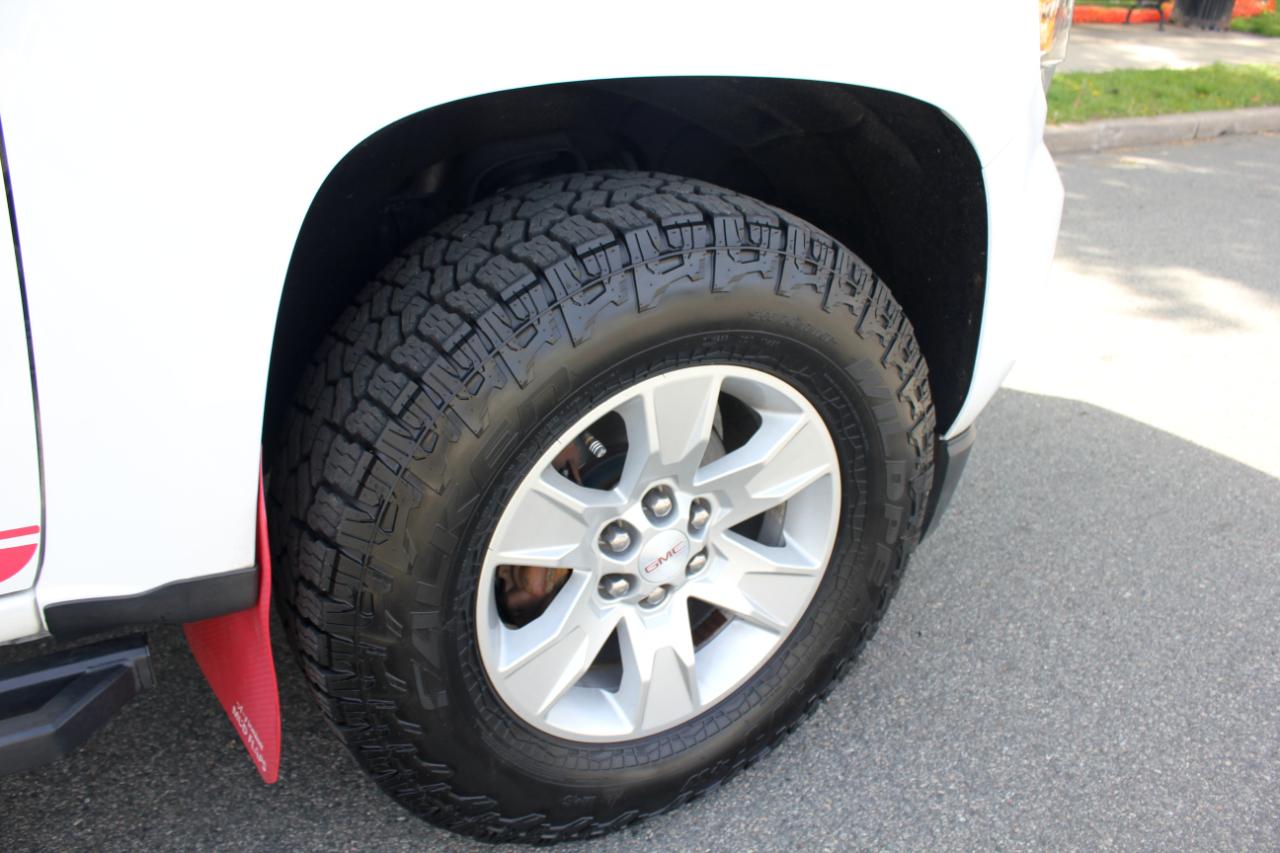 GMC Canyon SLE Crew Cab 2WD Short Box 2015