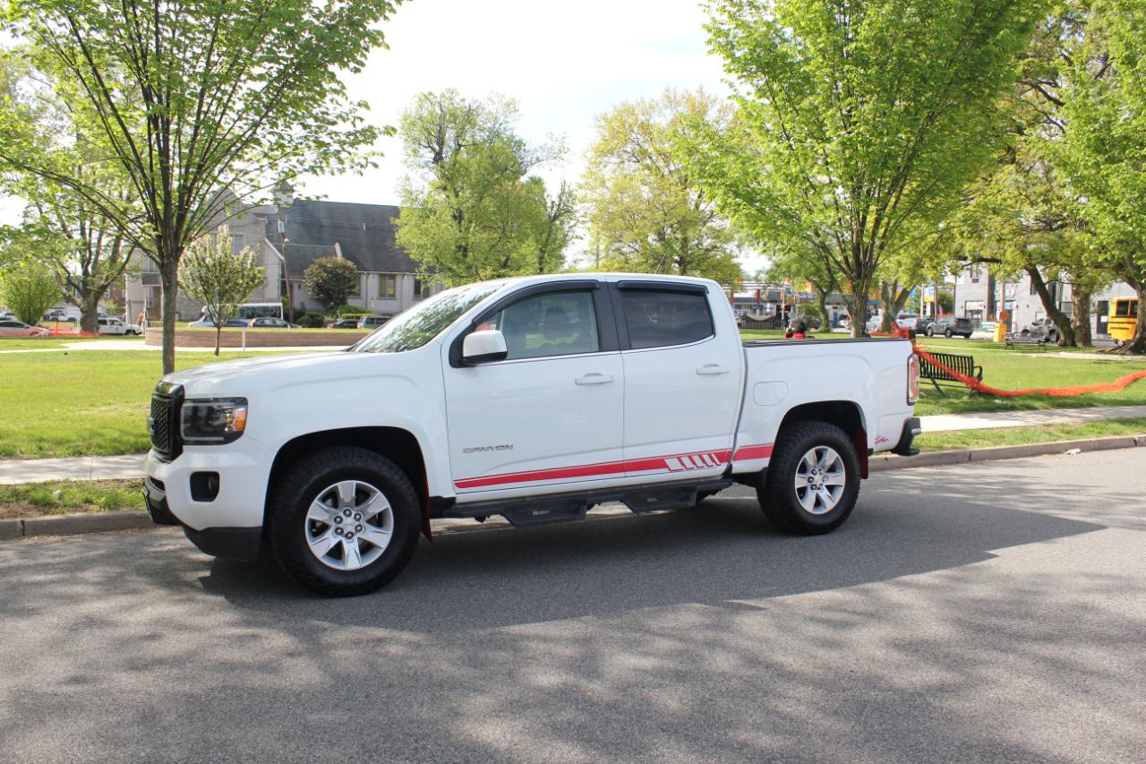 GMC Canyon SLE Crew Cab 2WD Short Box 2015