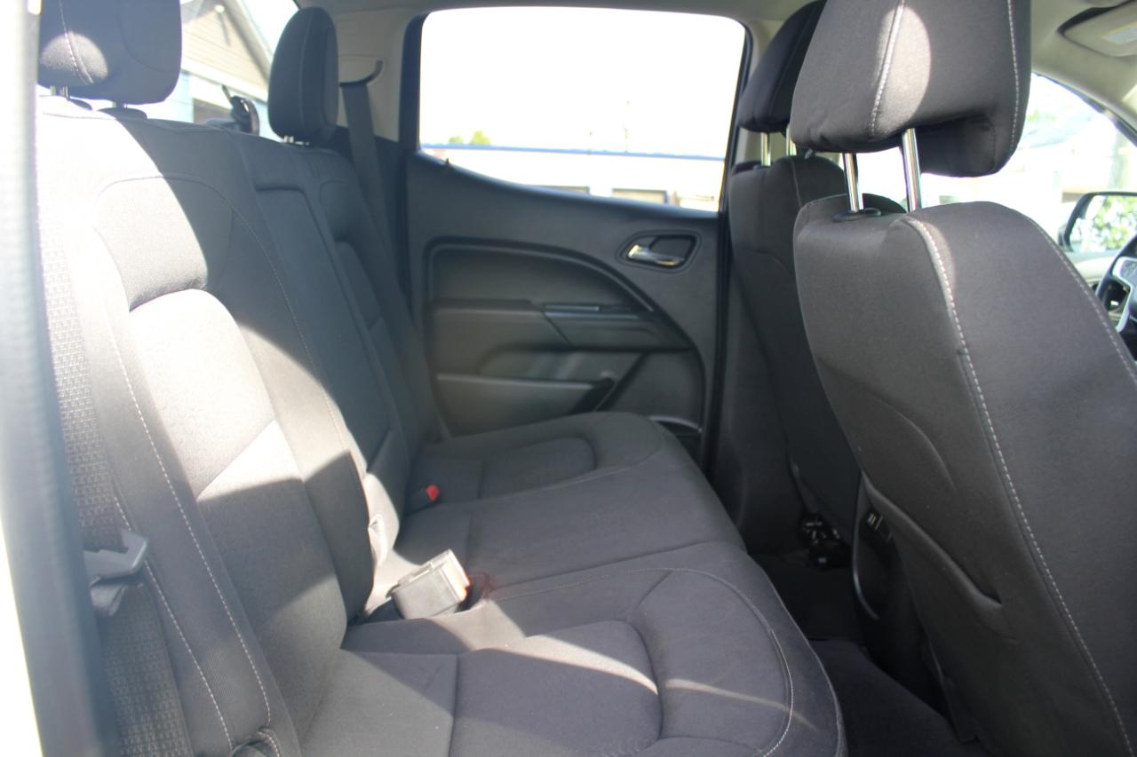 GMC Canyon SLE Crew Cab 2WD Short Box 2015