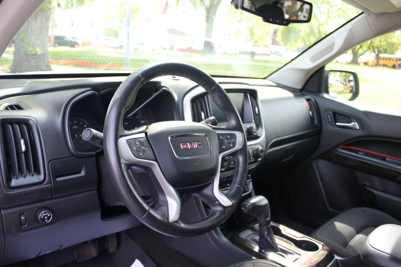 GMC Canyon SLE Crew Cab 2WD Short Box 2015