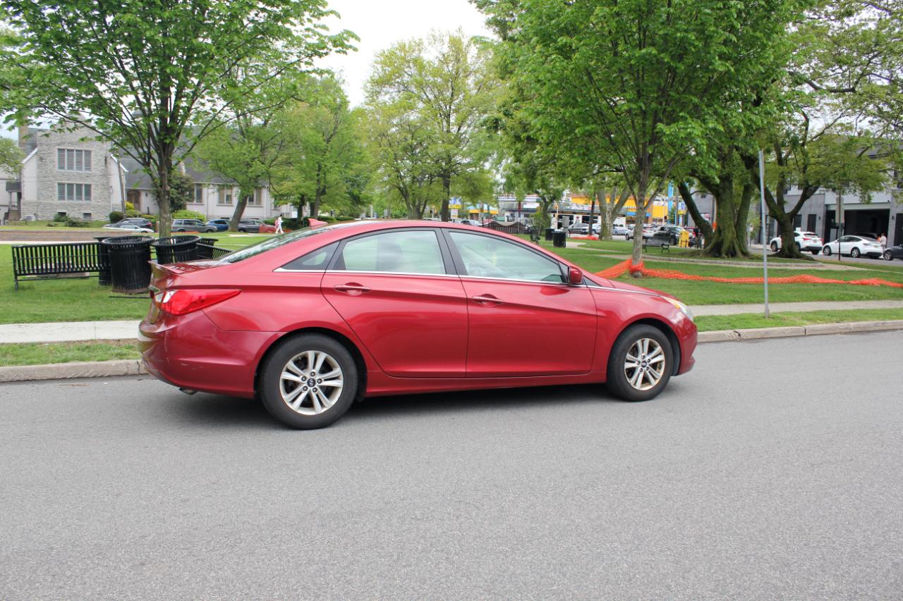 Hyundai Sonata GLS 2013