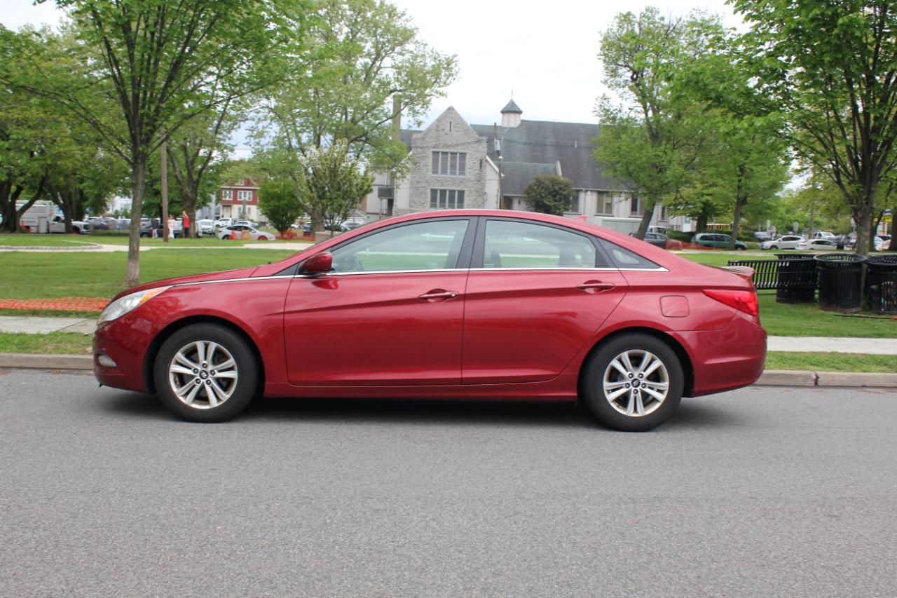 Hyundai Sonata GLS 2013