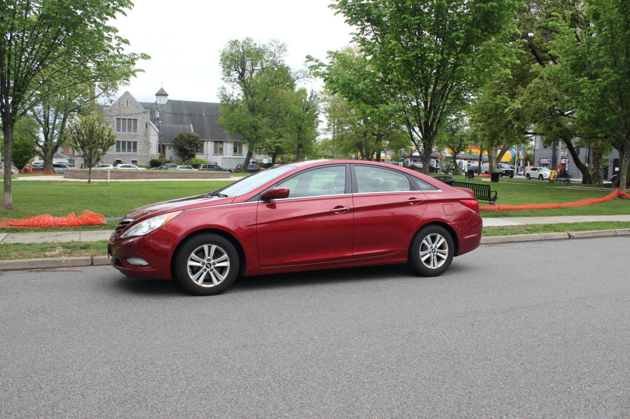 Hyundai Sonata GLS 2013