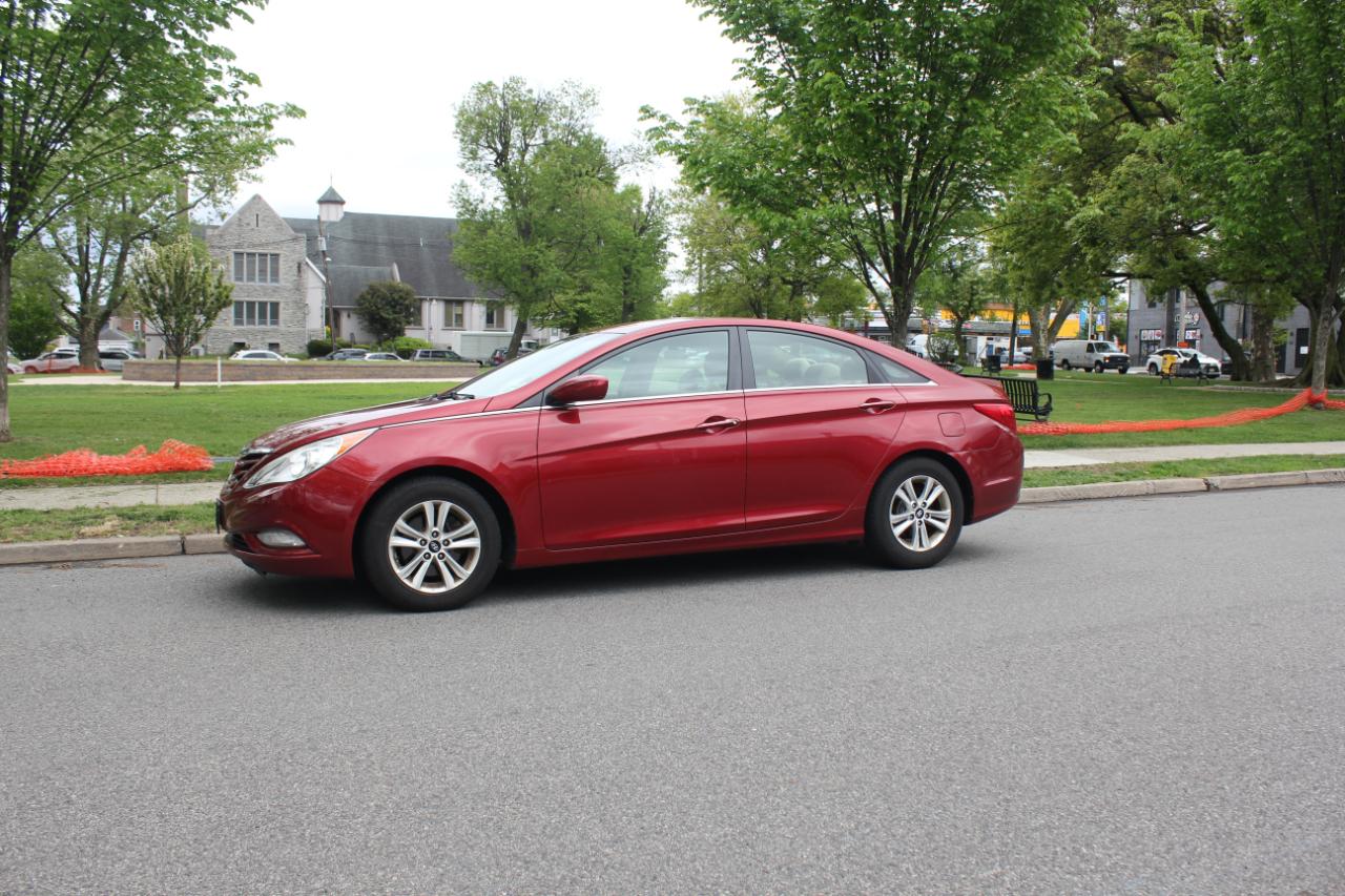 Hyundai Sonata GLS 2013