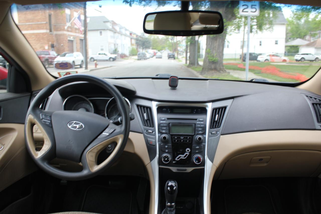 Hyundai Sonata GLS 2013