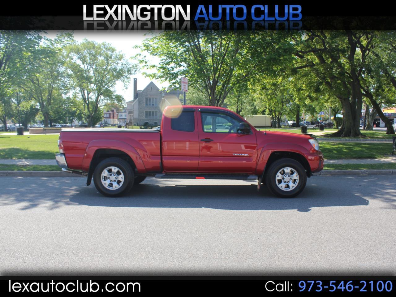 Toyota Tacoma PreRunner Access Cab 2WD 2013