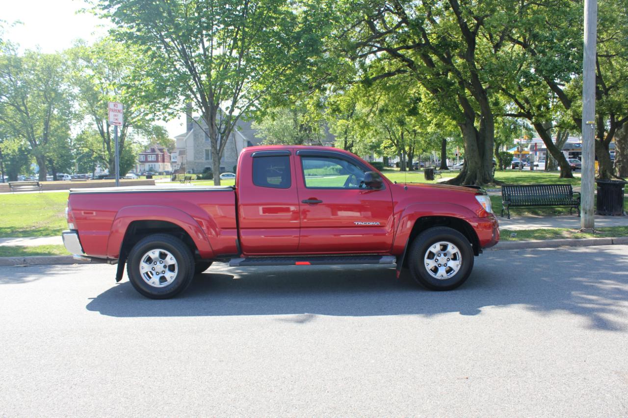 Toyota Tacoma PreRunner Access Cab 2WD 2013