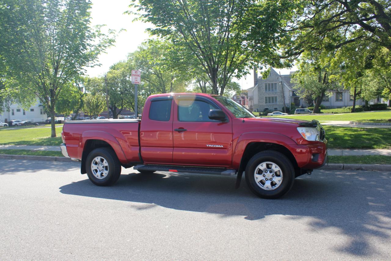 Toyota Tacoma PreRunner Access Cab 2WD 2013