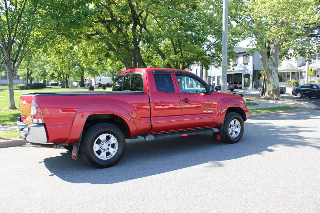 Toyota Tacoma PreRunner Access Cab 2WD 2013