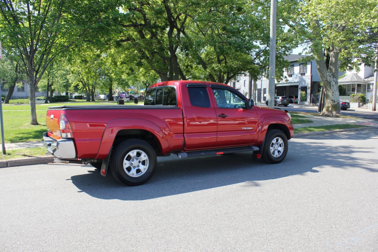 Toyota Tacoma PreRunner Access Cab 2WD 2013