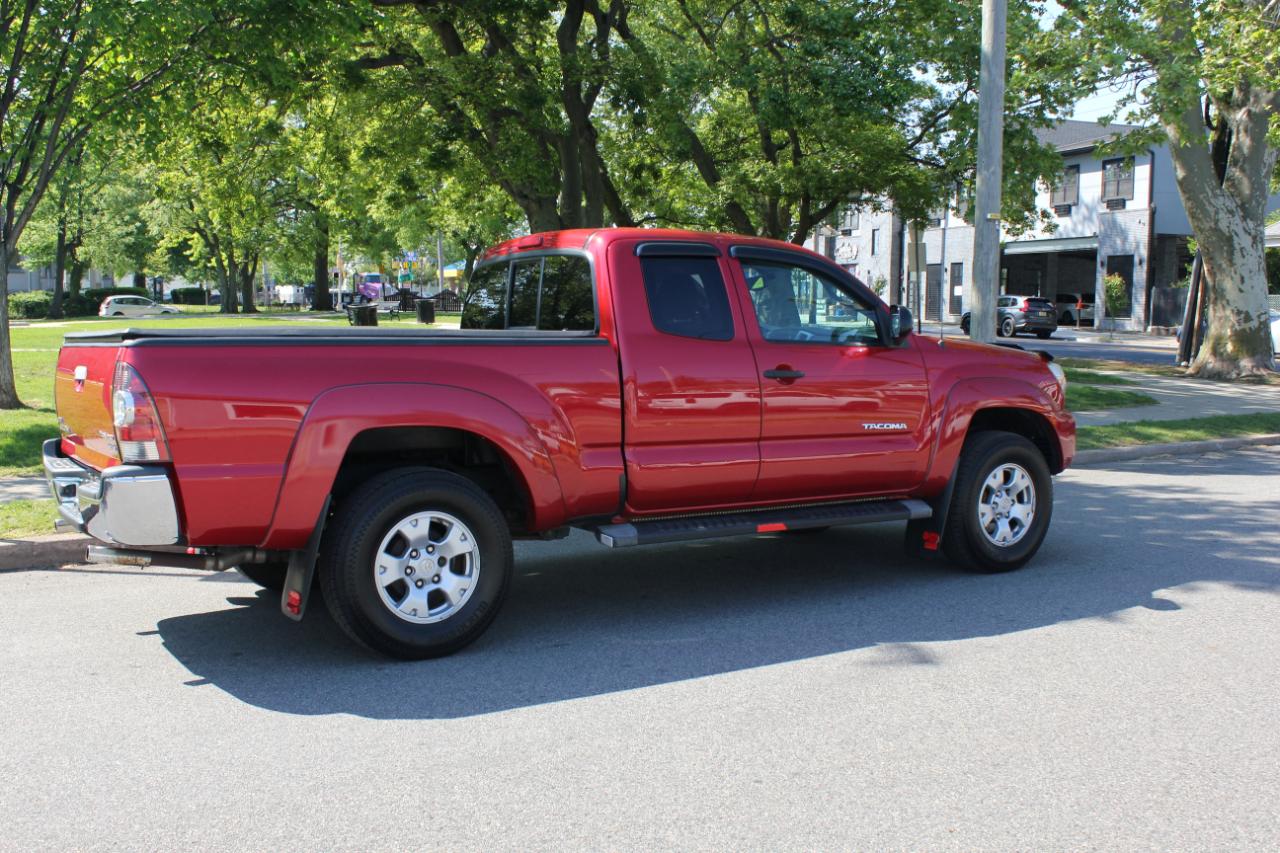 Toyota Tacoma PreRunner Access Cab 2WD 2013