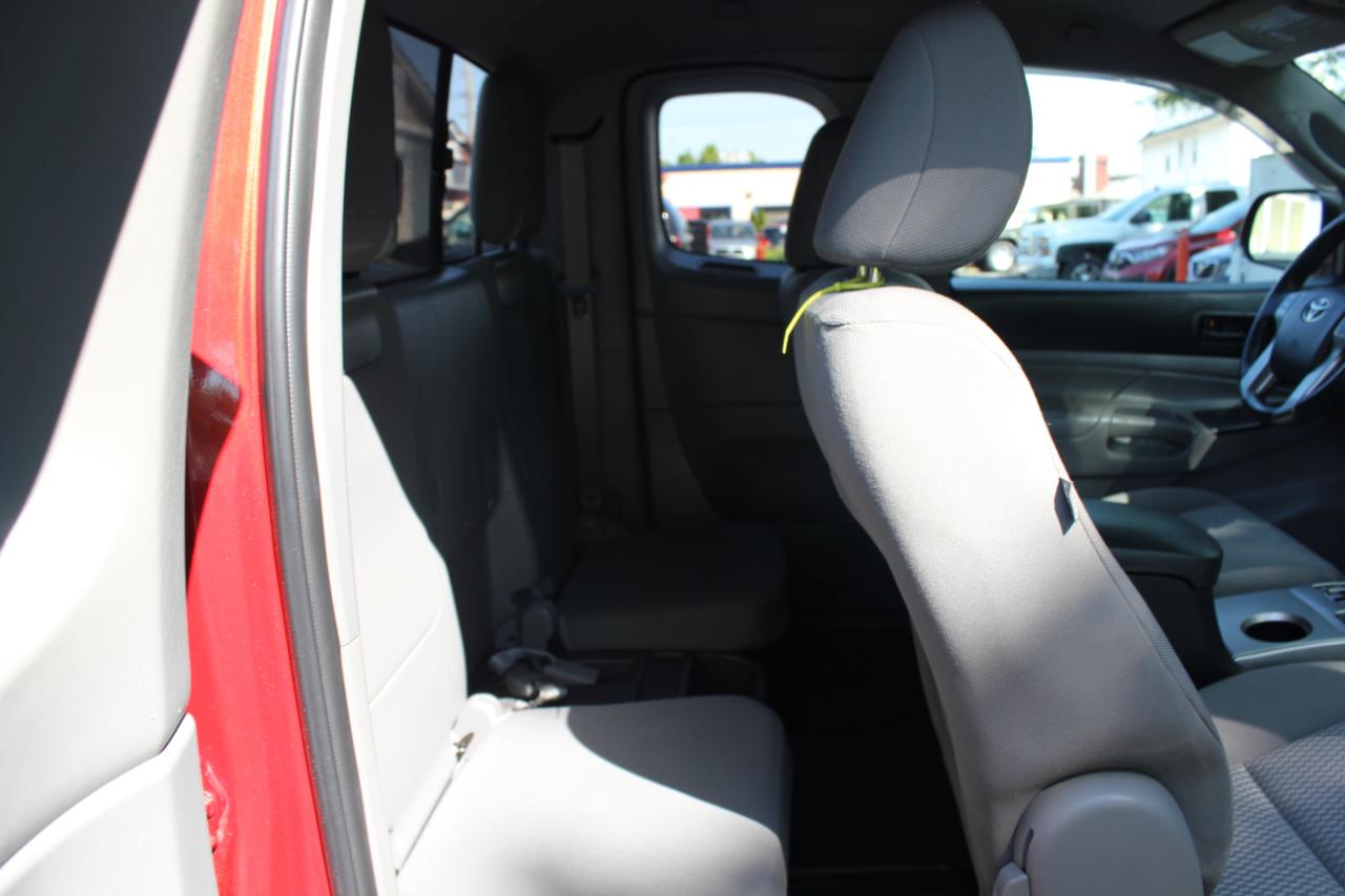 Toyota Tacoma PreRunner Access Cab 2WD 2013